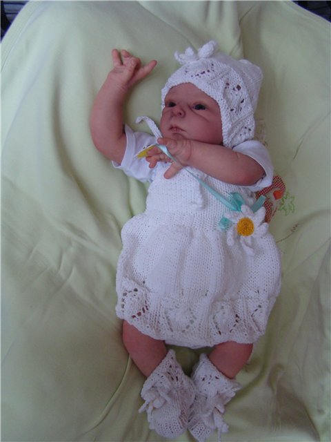 Раз ромашка,два ромашка...идея ценой в 15 рублей. Комплект для моей куклы реборн