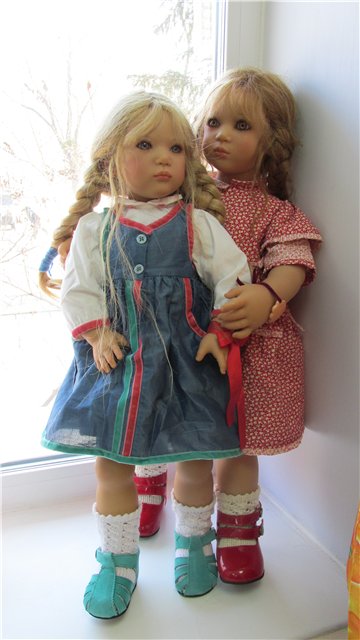 Две малышки Anna I и Ullwa решили поиграть (Annette Himstedt) (фото 2)