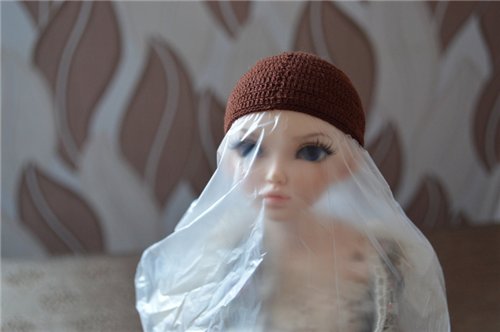 Изготовление клеевого парика для куклы своими руками из сарана: Мастер класс (фото 4)