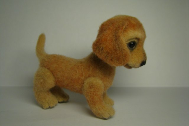 Таксик. Авторская игрушка валянием Ольги Чернухо (фото 8)