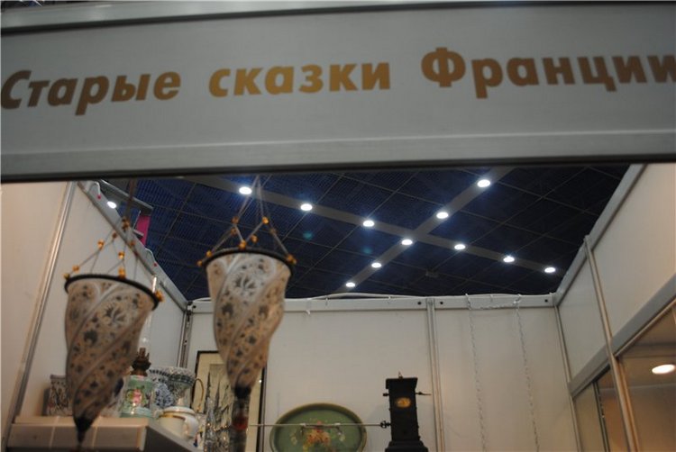 На Тишинку мы пошли – там сокровища нашли. Взгляд на «Блошиный рынок» со второго этажа | Бэйбики На Тишинку мы пошли – там сокровища нашли. Взгляд на «Блошиный рынок» со второго этажа