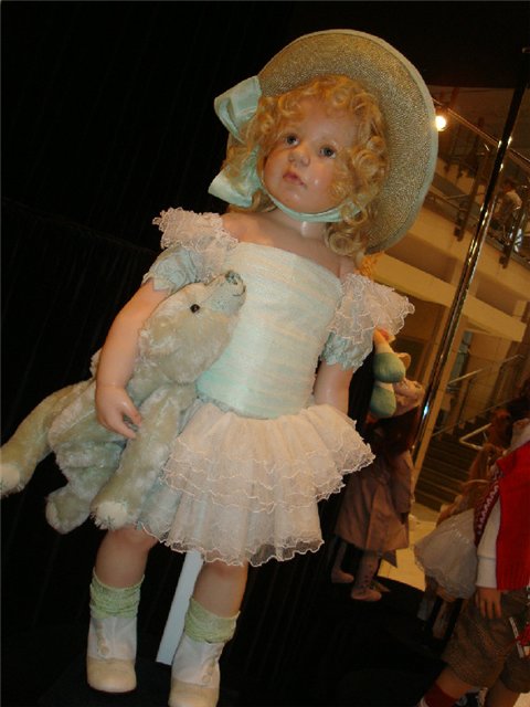 Выставка "Куклы мира" в Манеже 2011