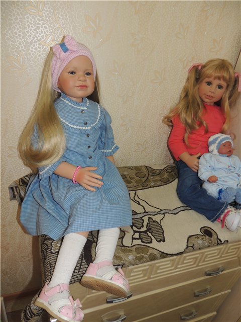 Две сестрички от Памелы Эрфф и их подружки (фото 10)