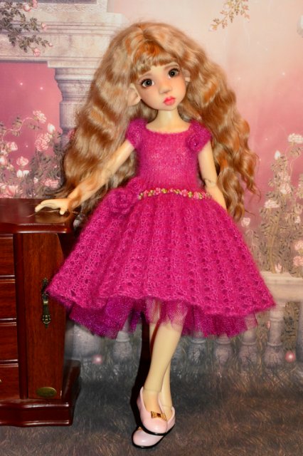 Весеннее настроение. Платья для кукол Kaye Wiggs