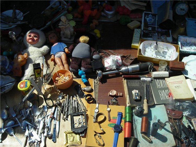 Барахолка - с нами рядом. Мы ее окинем взглядом | Бэйбики Барахолка - с нами рядом. Мы ее окинем взглядом