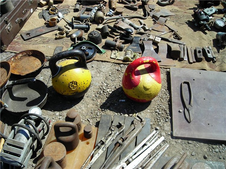 Барахолка - с нами рядом. Мы ее окинем взглядом | Бэйбики Барахолка - с нами рядом. Мы ее окинем взглядом