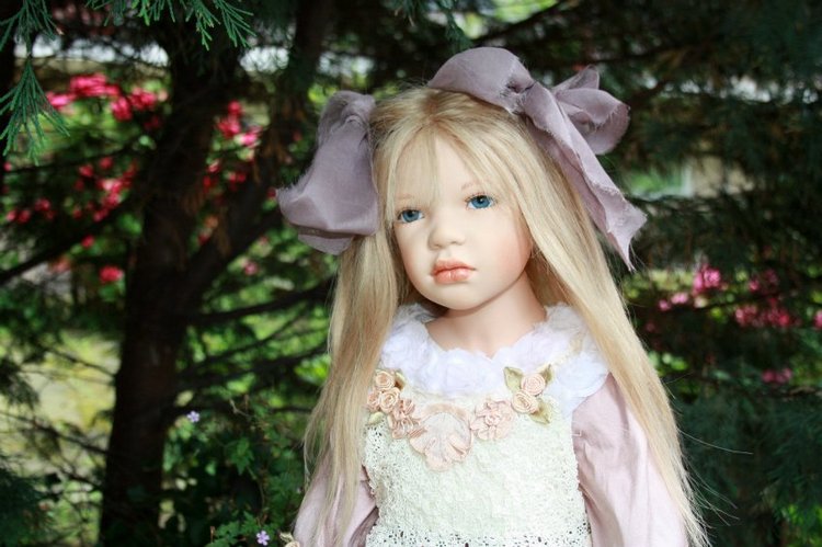 Марусина прогулка по саду. Коллекционная кукла от Zofia & Henry Zawieruszynski