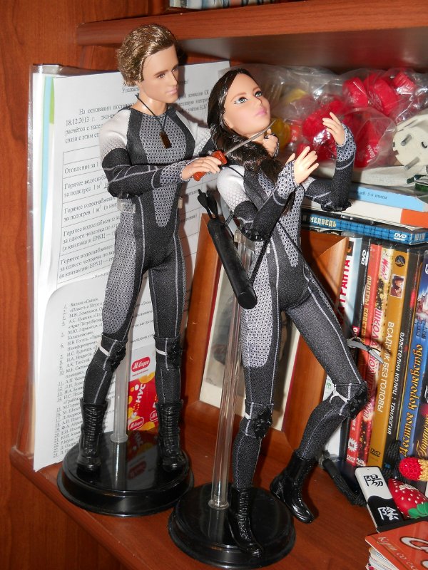 Моя коллекция кукол формата 1:6 (Барби, Кены, Динамитки, Момоко, J-Doll, Поппи Паркер и Монстры)