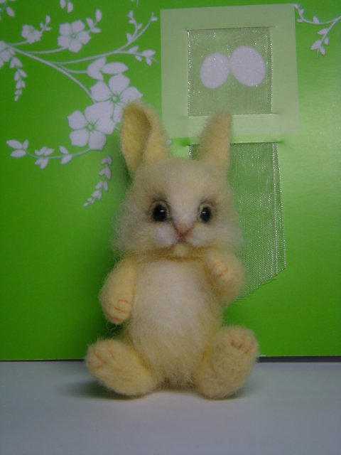 Солнечный зайчик. Авторская игрушка валянием из шерсти Ольги Чернухо (фото 2)