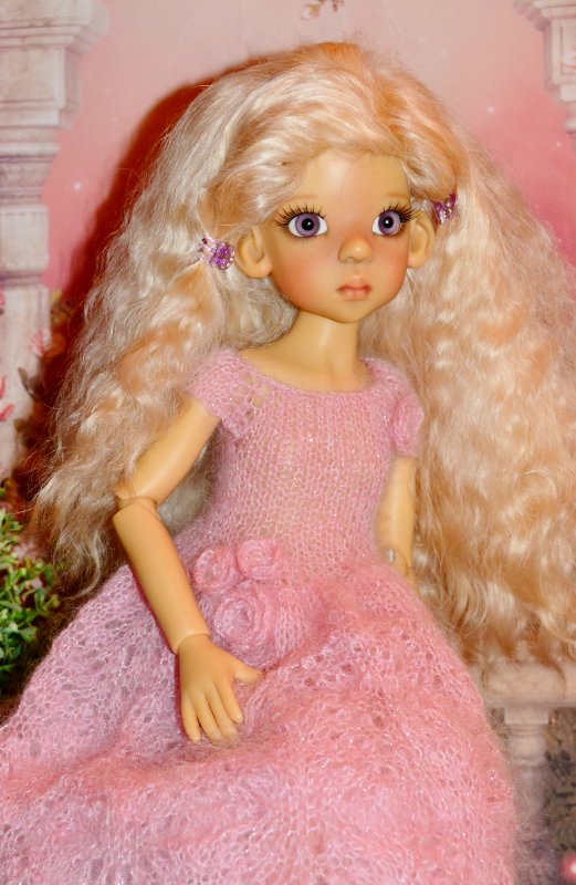 Весеннее обновление. Платья для кукол Kaye Wiggs