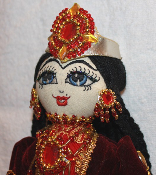 Современная национальная текстильная кукла ручной работы. Ширин (фото 2)