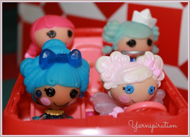 Новогодний экспресс с лалалупси - Lalaloopsy Mini MGA