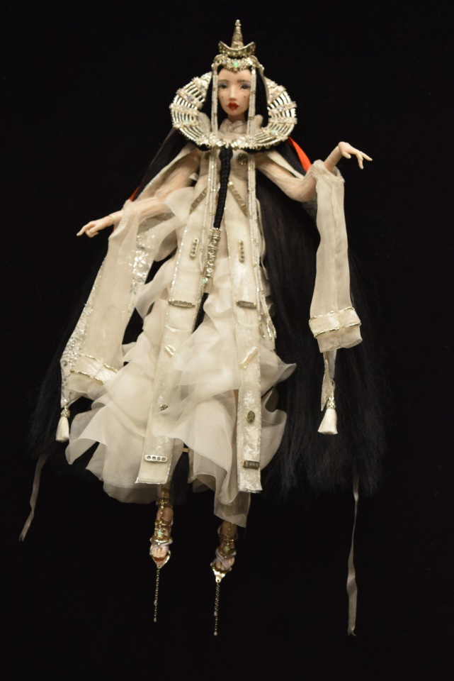 VII Московская международная выставка "Искусство Куклы". Портреты кукольной души или незримый диалог. Часть 2