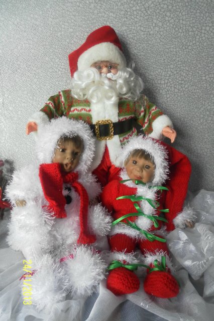 Мои характерные детки готовятся к новому году