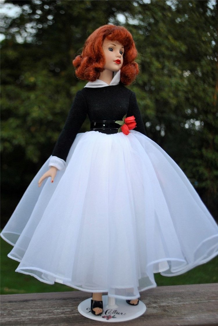 Китти Коллер от Роберта Тоннера