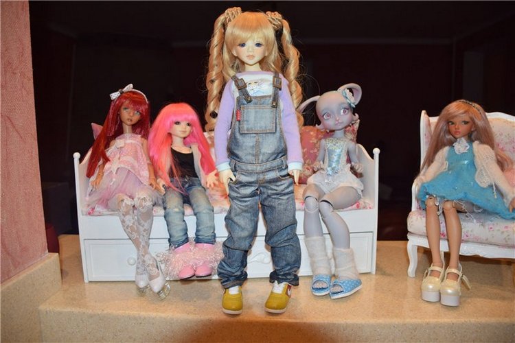 Распаковка MiniFee Chloe от Fairyland, а также сравнительные фото других бжд кукол мсд формата, проживающих у нас