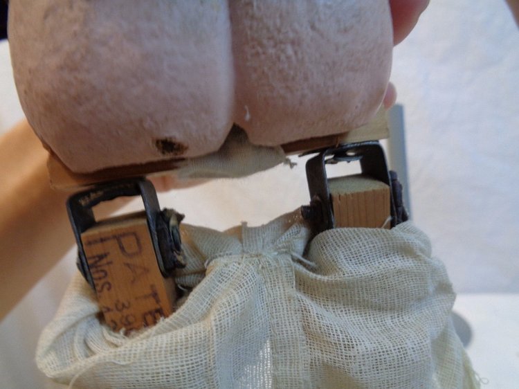 Отличница и озорник | Бэйбики Отличница и озорник — Опознание антикварных кукол: поиск по клейму (фото 2)