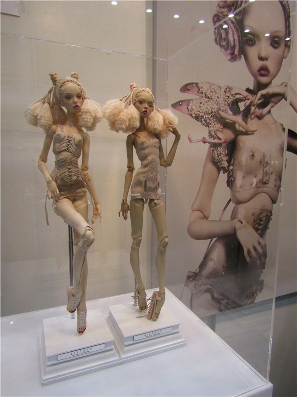 Колдовать - разрешено! Тишинка 2016. Воспоминания о выставке. Салон кукол. Фотообзор (фото 3)