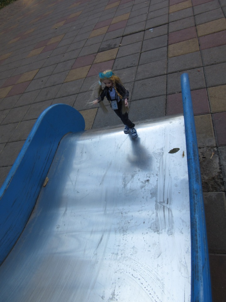 Незнакомка с черном и с косой, или Смертушка тоже хочет дружить