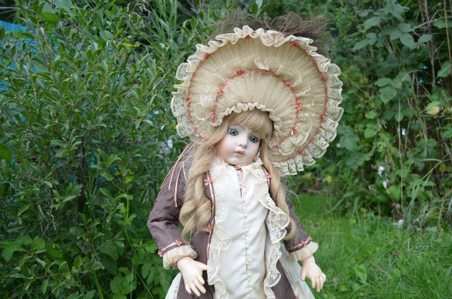 Девочка из прошлого века. Первая реплика Брю приехавшая ко мне