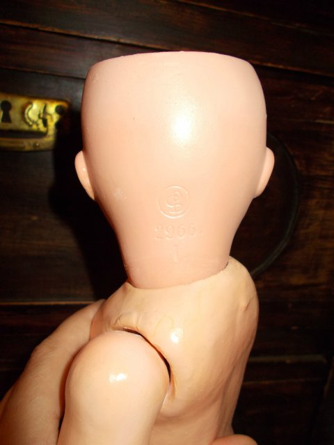 Солнечная девочка — Редкие антикварные куклы и реплики: воск