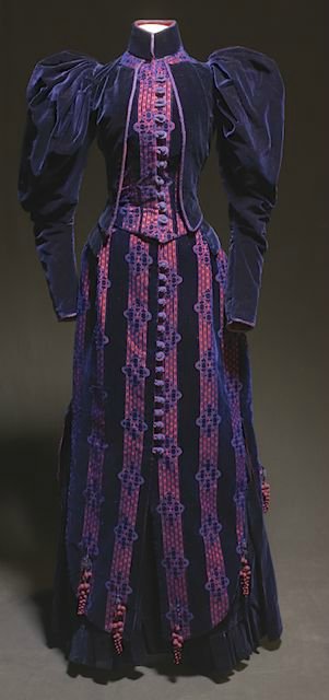 Для тех, кто в поиске или Каждый охотник желает знать. Викторианские и эдвардианские наряды