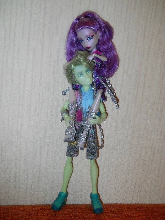 Monster High. Неканоническая история любви