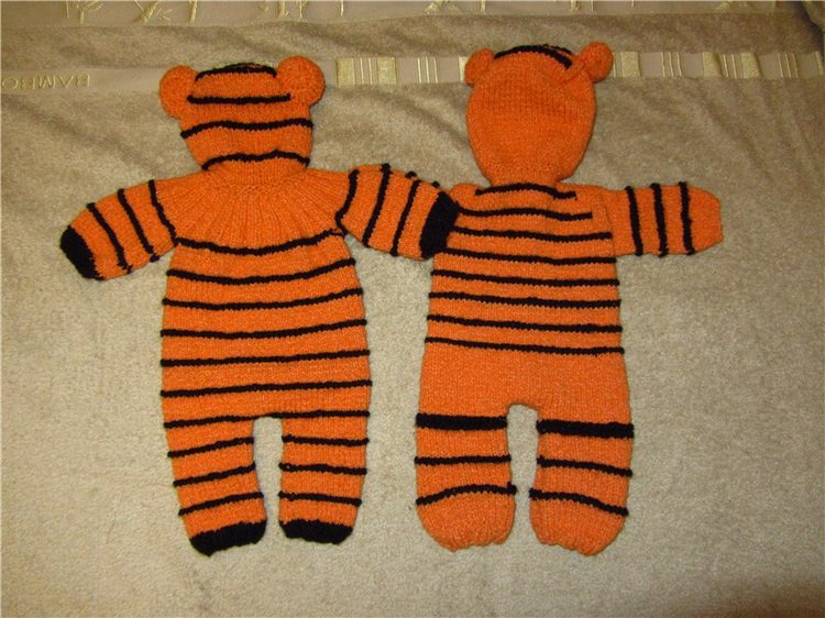 Полосатые котятки-очень милые ребятки, Антонио-хуан костюмчик "Мурлыка " | Бэйбики Полосатые котятки-очень милые ребятки, Антонио-хуан костюмчик "Мурлыка " (фото 2)