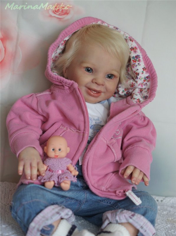 Весёлая хохотушка Маришка. Работа Марины Мацко