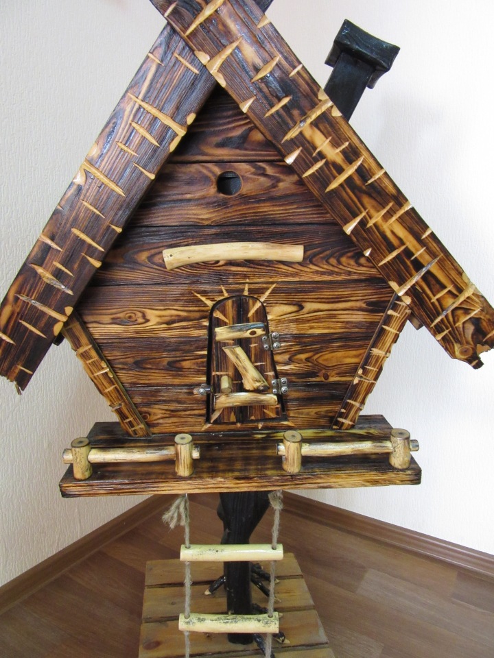 За 15 минут до начала рабочего дня :)