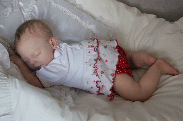 Весенний цветочек... Куколка реборн Виктории Вишни