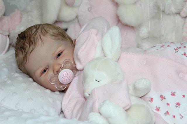 Прототип Cathy Кэти Olga Auer