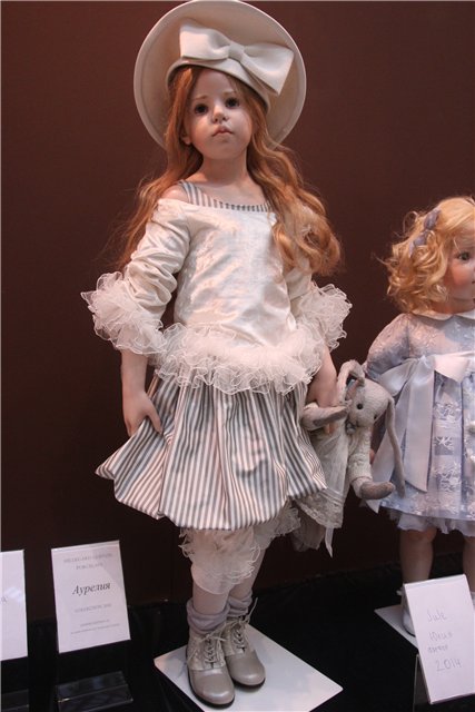 Hilderard Gunzel на выставке "Искусство куклы" в Гостином дворе