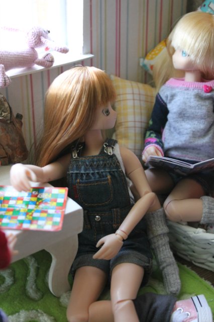 Японские девочки azone pure neemo в русском лесу (фото 3)