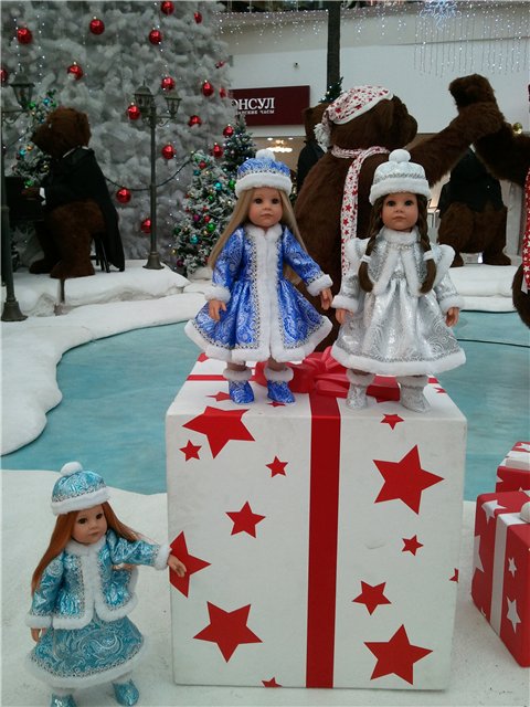 Наши Снегурочки-сестрички Готц