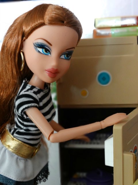 Посиделки на кухне | Бэйбики Посиделки на кухне — Куклы Bratz (Братц) и Moxie Girlz: MGA