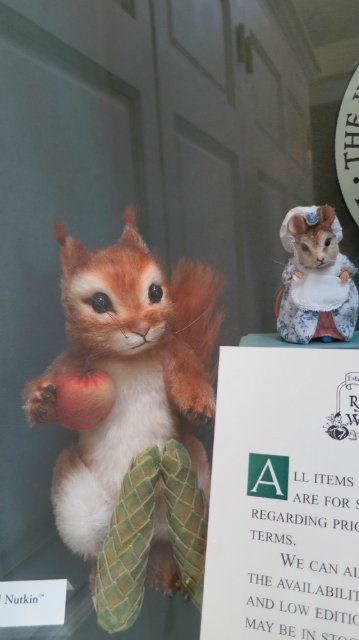 Впервые за 40 лет. День открытых дверей на кукольной фабрике R John Wright. Часть первая: Место, где рождаются куклы и