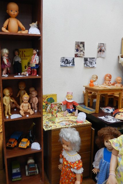 Все на выставку к Александру! Бегите, кто может | Бэйбики Все на выставку к Александру! Бегите, кто может