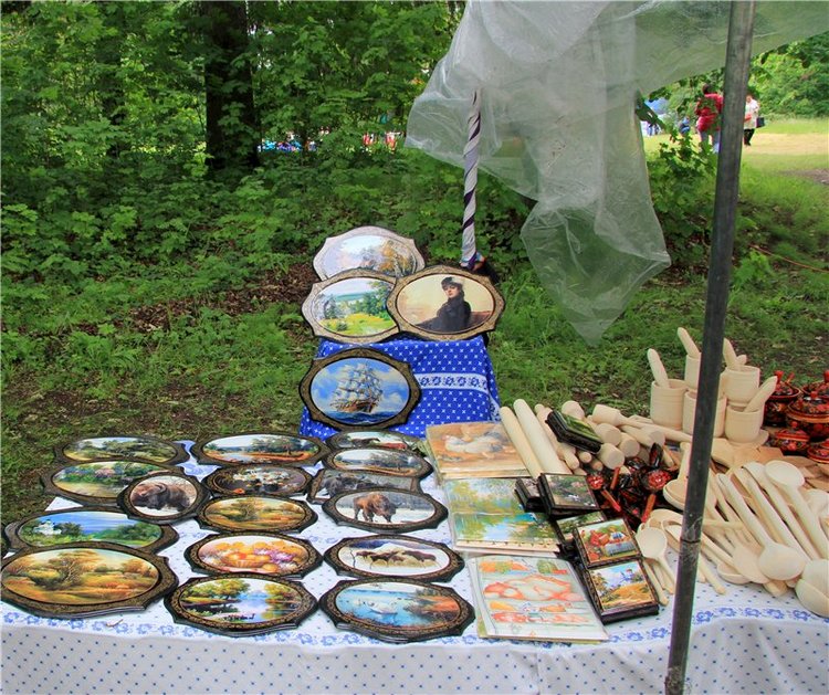 Троицкие гуляния у деревни Василёво, часть вторая. Архитектурно-этнографический музей под открытым небом "Василёво"