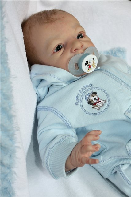 Малыш реборн по имени Эдик (фото 3)