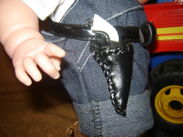 Шериф и его помощник против Мистера Лягуха. Куклы Berenguer (фото 9)