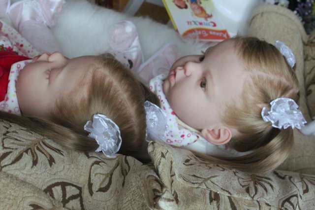 Сестенки Арианночки. Куколки реборн Виктории Вишни