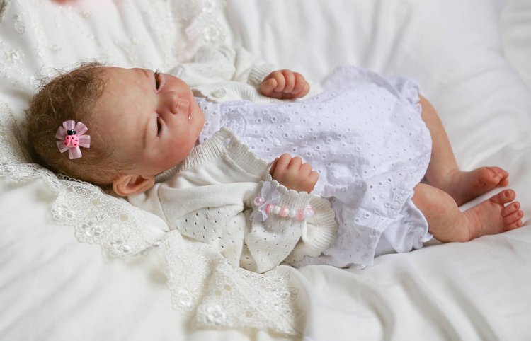 Маленькая кукла реборн Лия из молда ТиныКеви (фото 10)