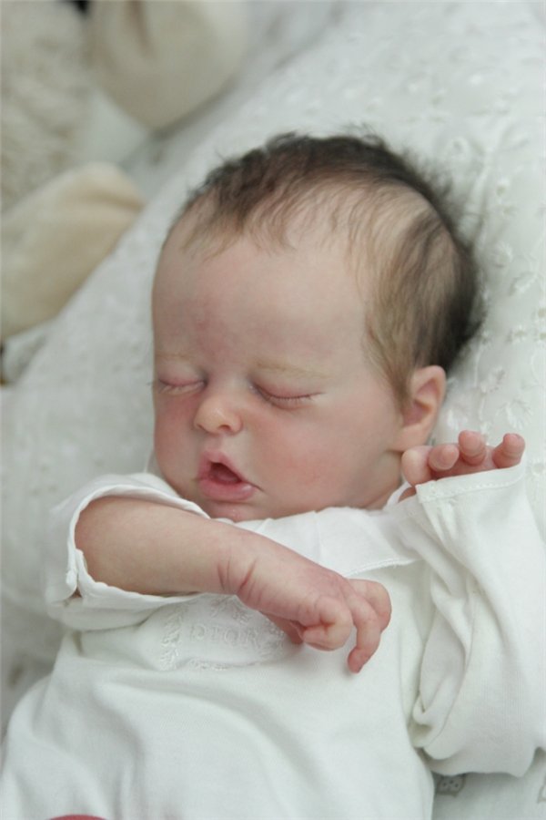 Удивительно реалистичная кукла реборн Елены Киприяновой. Молд Emma by Natalie Scholl