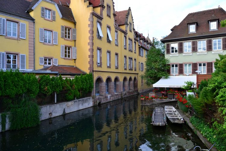 Очарование стринных французских городов