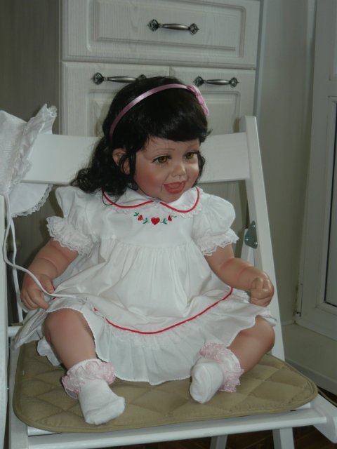 Хмурым пасмурным деньком — Куклы Fayzah Spanos (Файзах Спанос): винил и фарфор (фото 3)