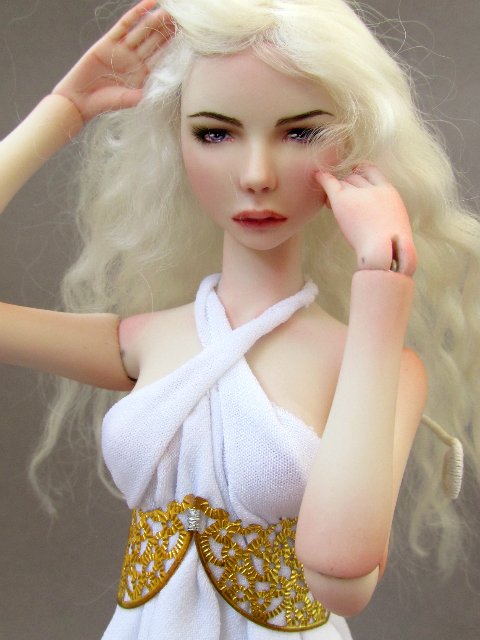 Моя версия Дейнерис. Шарнирная кукла (фото 5)