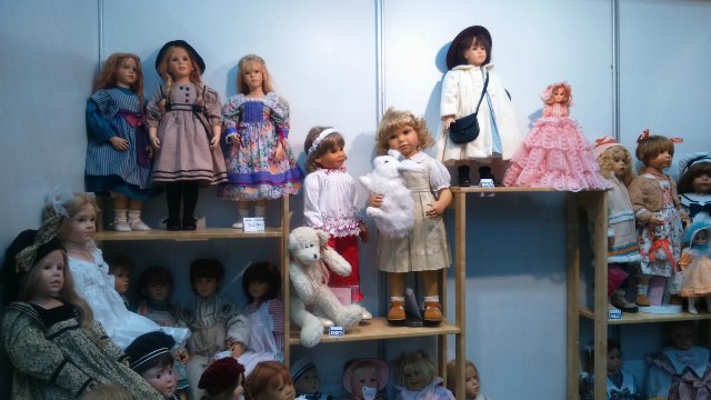 Ещё картинки с выставки... XI Международный Салон кукол на Тишинке в Москве 2015. Фото