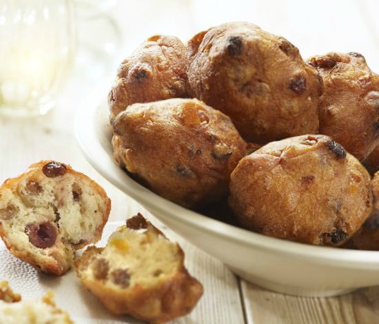Новогодние рецепты: Голландские пончики - Oliebollen