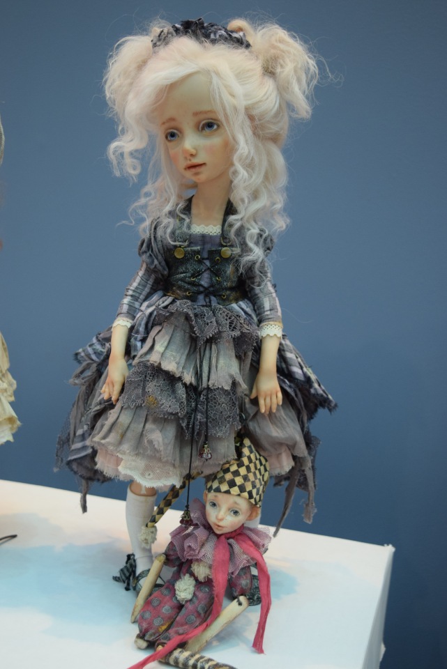 VII Московская международная выставка "Искусство Куклы". Портреты кукольной души или незримый диалог